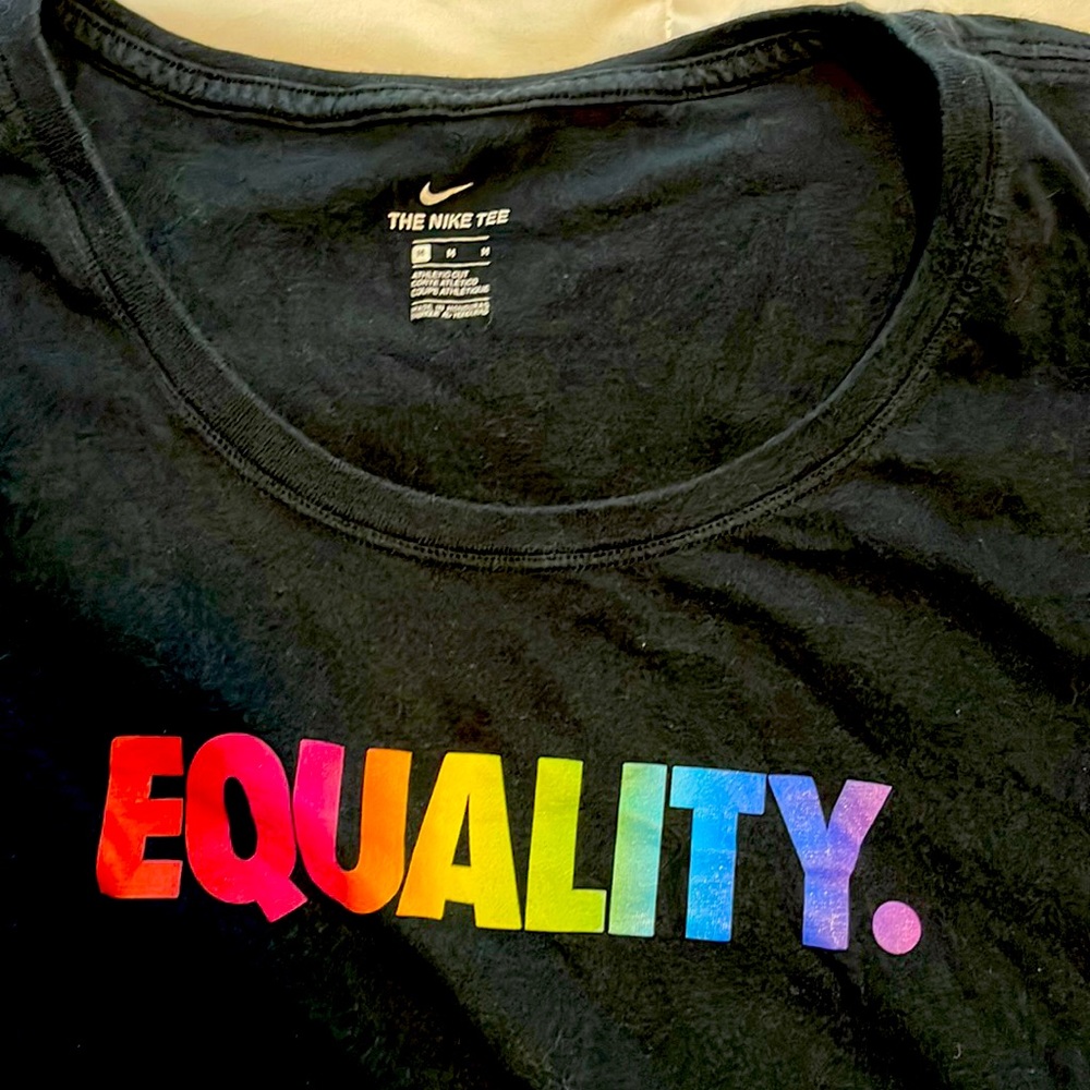 Nike Scoop Neck Tee